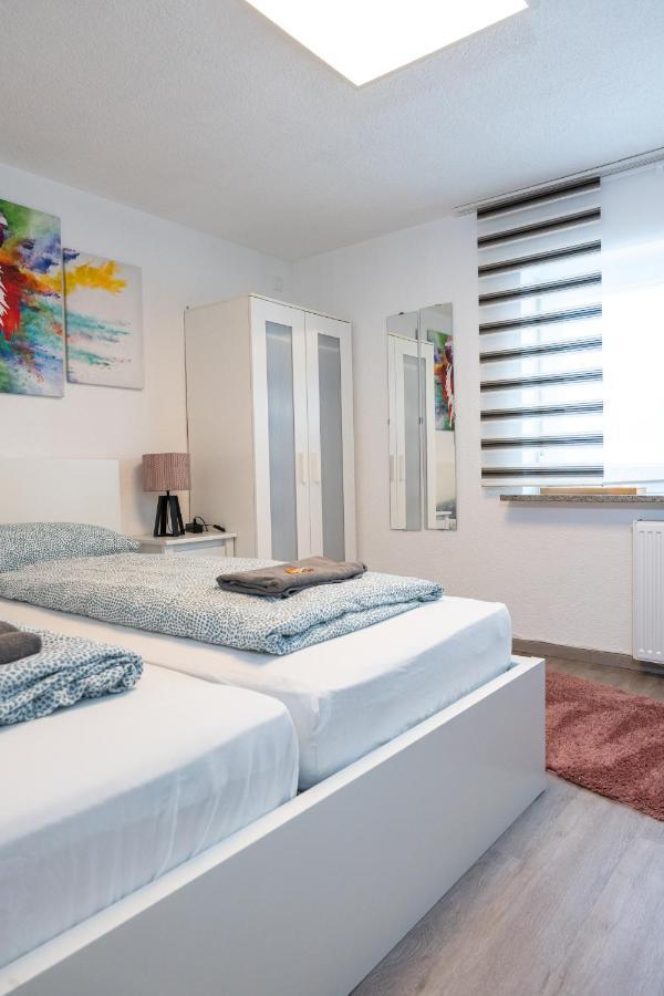 #3 Bequemes Zimmer Mit Pool Und Garten Memmingen Buitenkant foto