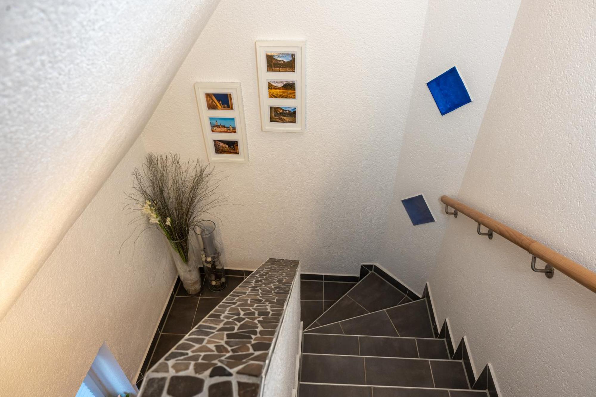 #3 Bequemes Zimmer Mit Pool Und Garten Memmingen Buitenkant foto
