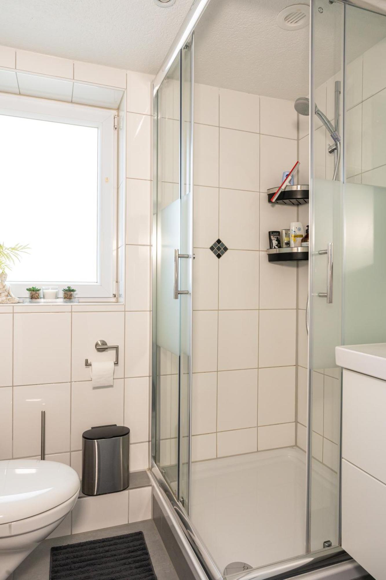 #3 Bequemes Zimmer Mit Pool Und Garten Memmingen Buitenkant foto