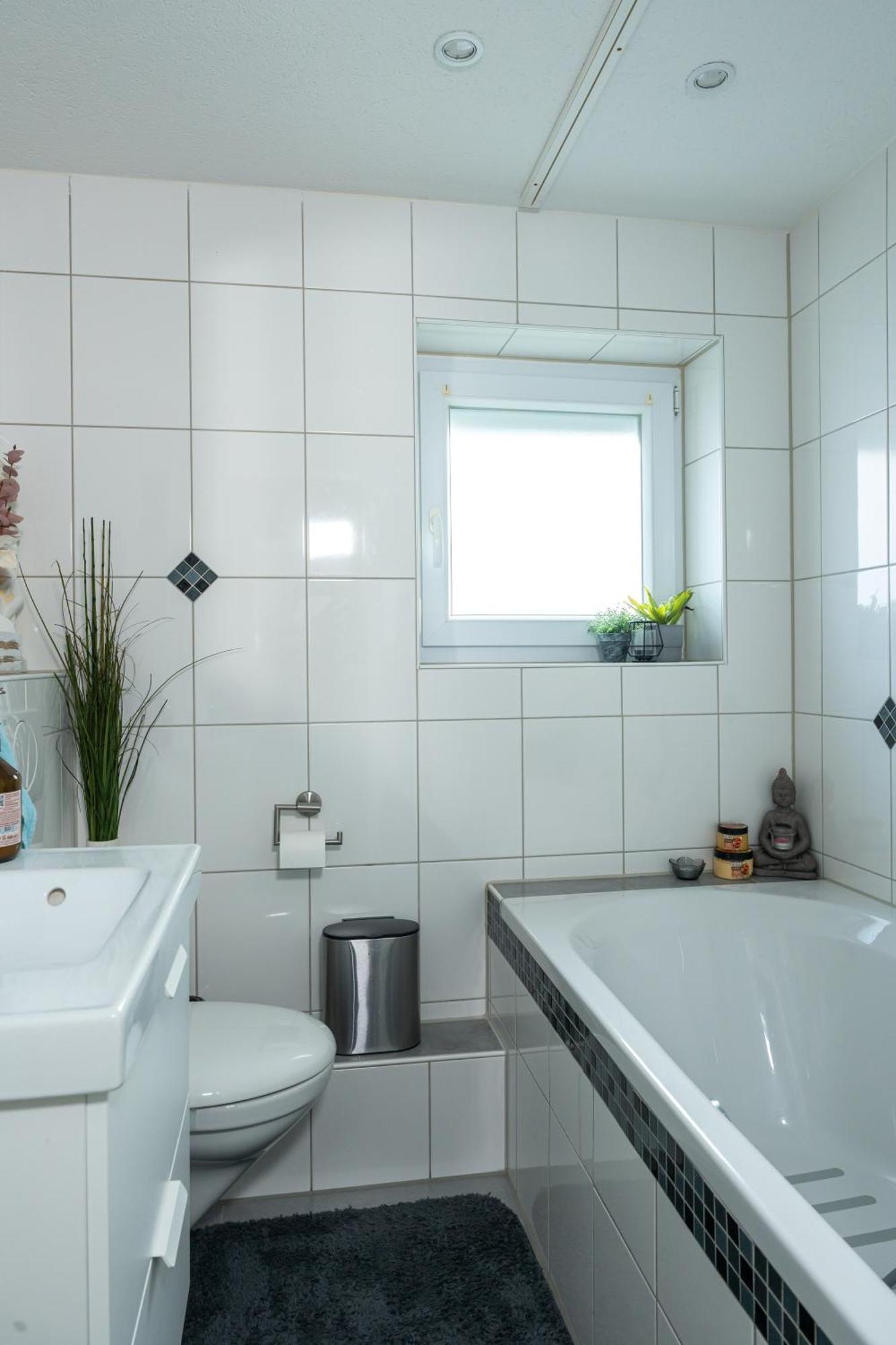 #3 Bequemes Zimmer Mit Pool Und Garten Memmingen Buitenkant foto
