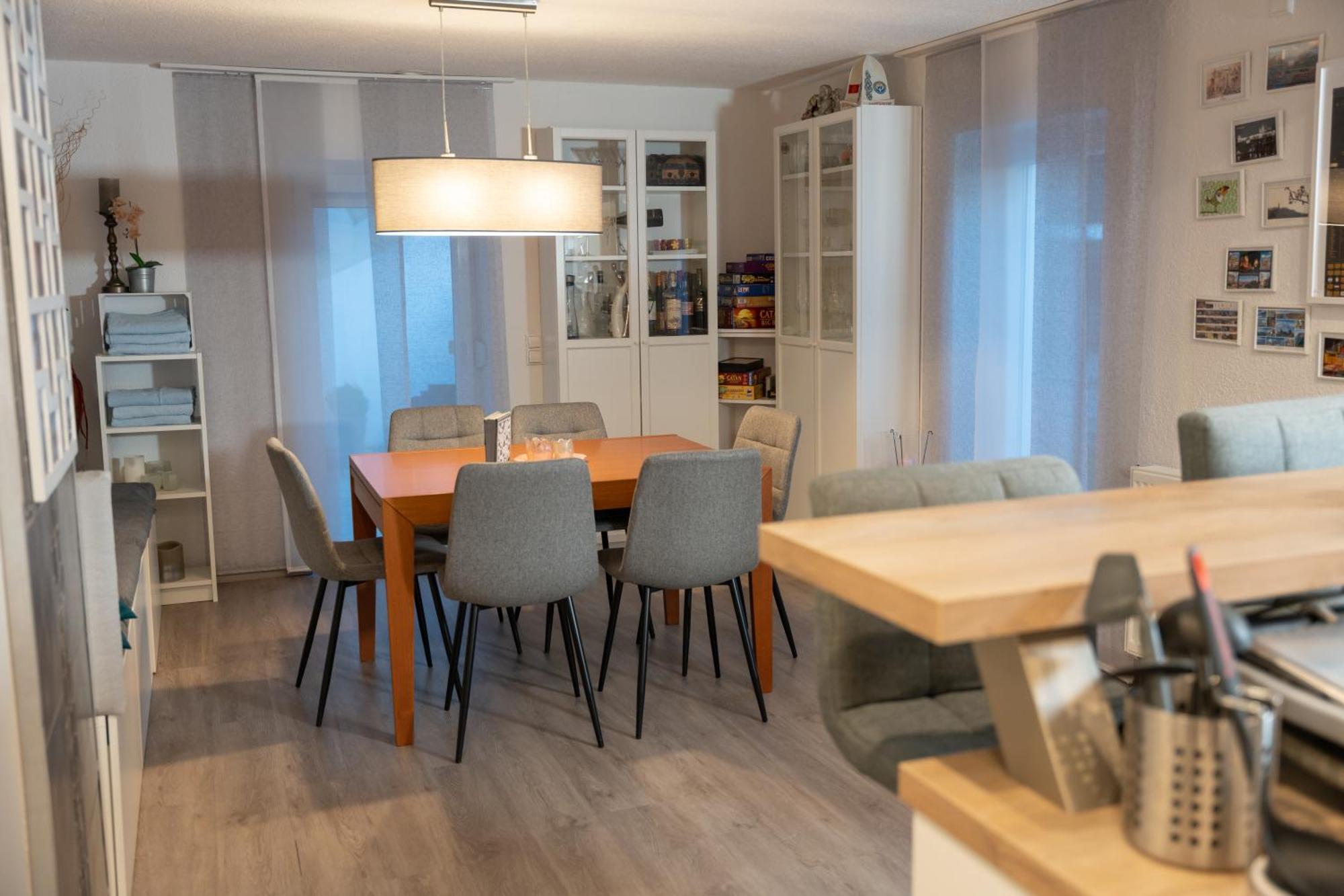 #3 Bequemes Zimmer Mit Pool Und Garten Memmingen Buitenkant foto